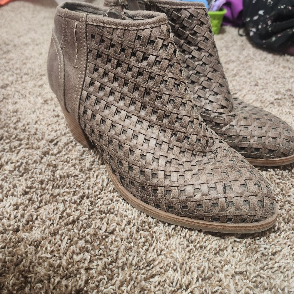 Sonoma Woven Ankle Booties - Taupe Size 10